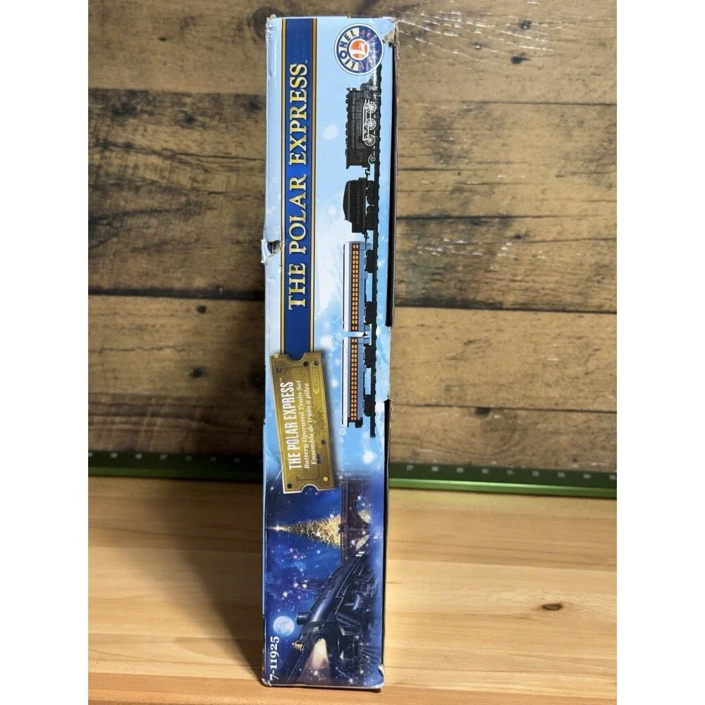 🔥 NEW- Lionel The Polar Express Battery Operated Train Set 7-11925 28 Piece